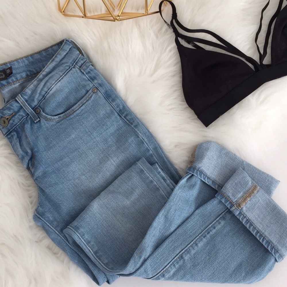 Levi jeans